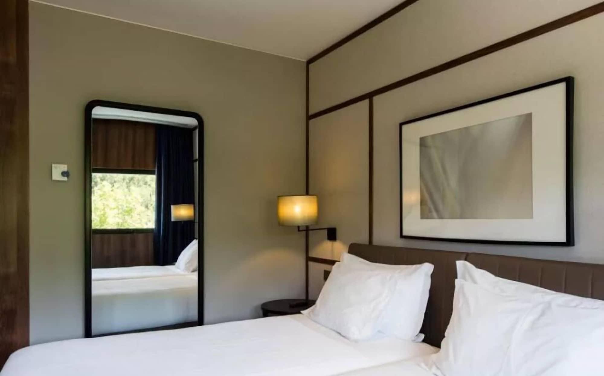 Hotel De Guimaraes Business & Spa Екстериор снимка