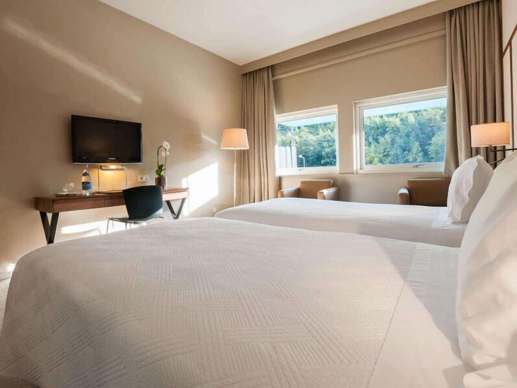 Hotel De Guimaraes Business & Spa Екстериор снимка
