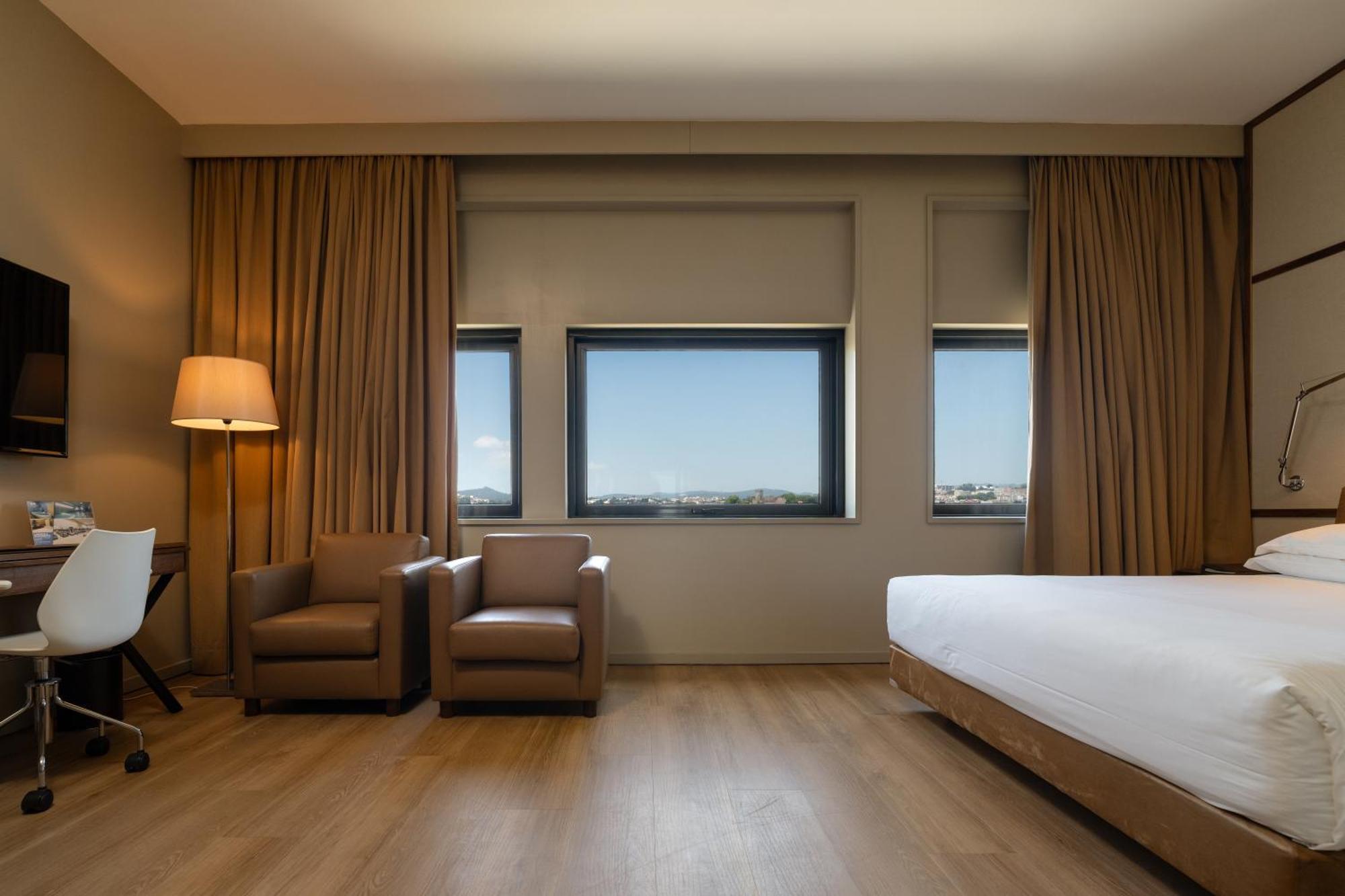 Hotel De Guimaraes Business & Spa Екстериор снимка