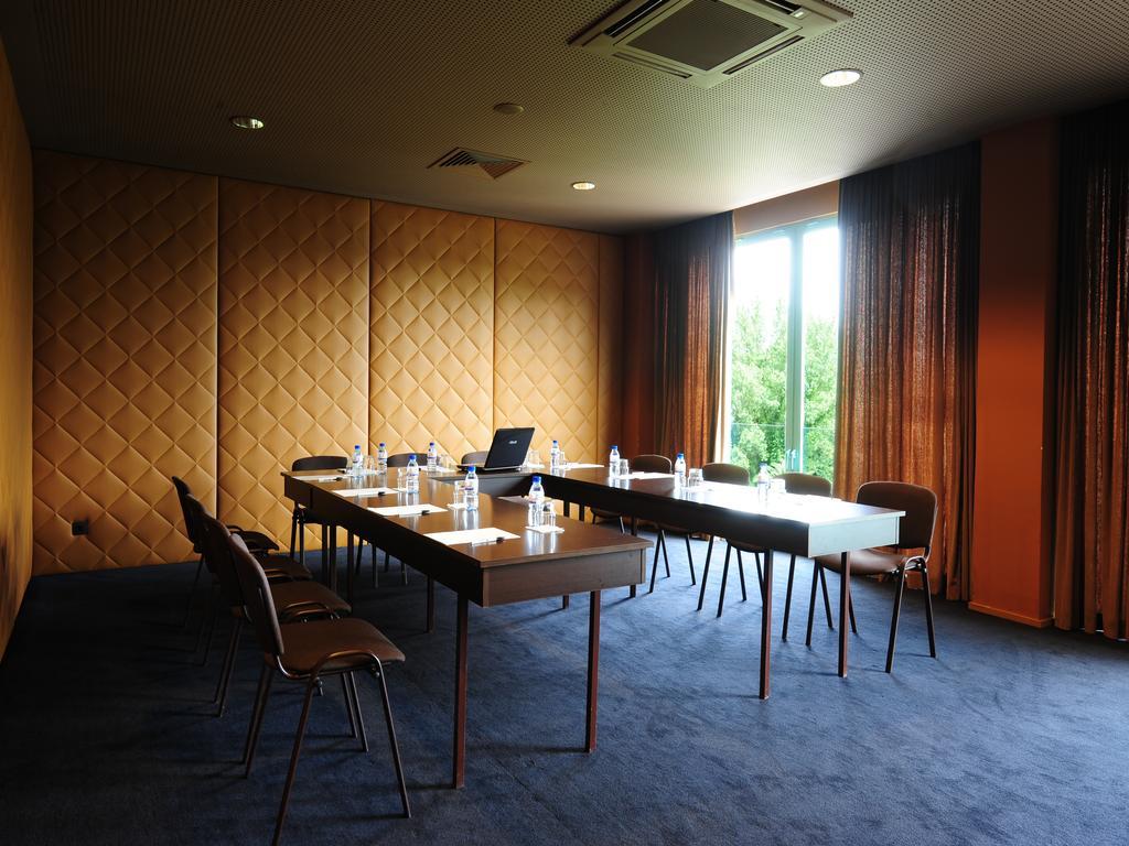 Hotel De Guimaraes Business & Spa Екстериор снимка