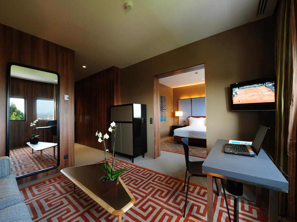 Hotel De Guimaraes Business & Spa Екстериор снимка