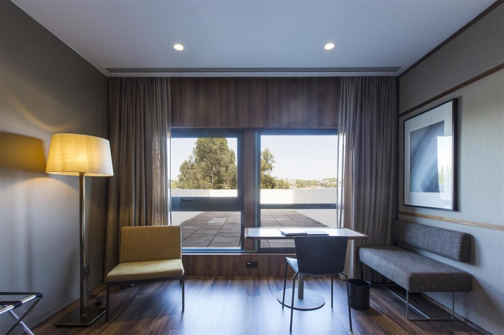 Hotel De Guimaraes Business & Spa Екстериор снимка