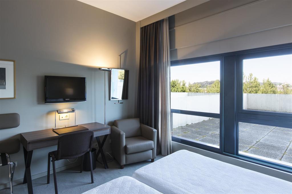 Hotel De Guimaraes Business & Spa Екстериор снимка